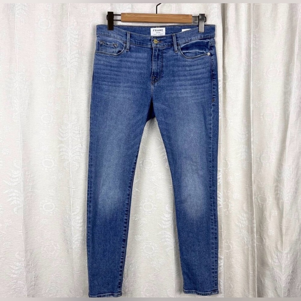 Frame Denim Le Garcon straight leg boyfriend jeans in Bixby wash stretch midrise